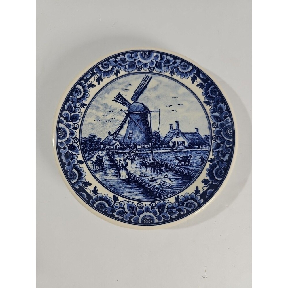Delft's Blauw Holland Windmill Plate 331 Vintage 4.75-1/2" Souvenir Plate